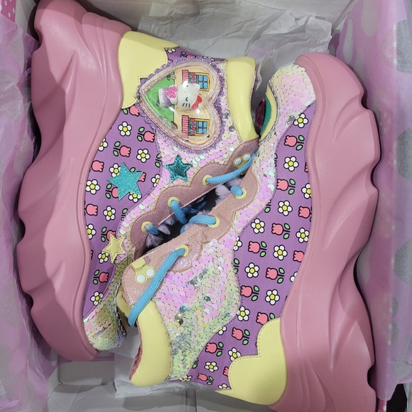 Irregular Choice Hello Kitty Boots - Picture 14 of 16